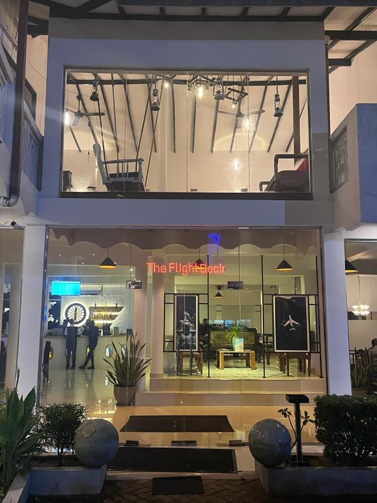 The Empyrean Airport Transit Hotel Katunayaka Ngoại thất bức ảnh