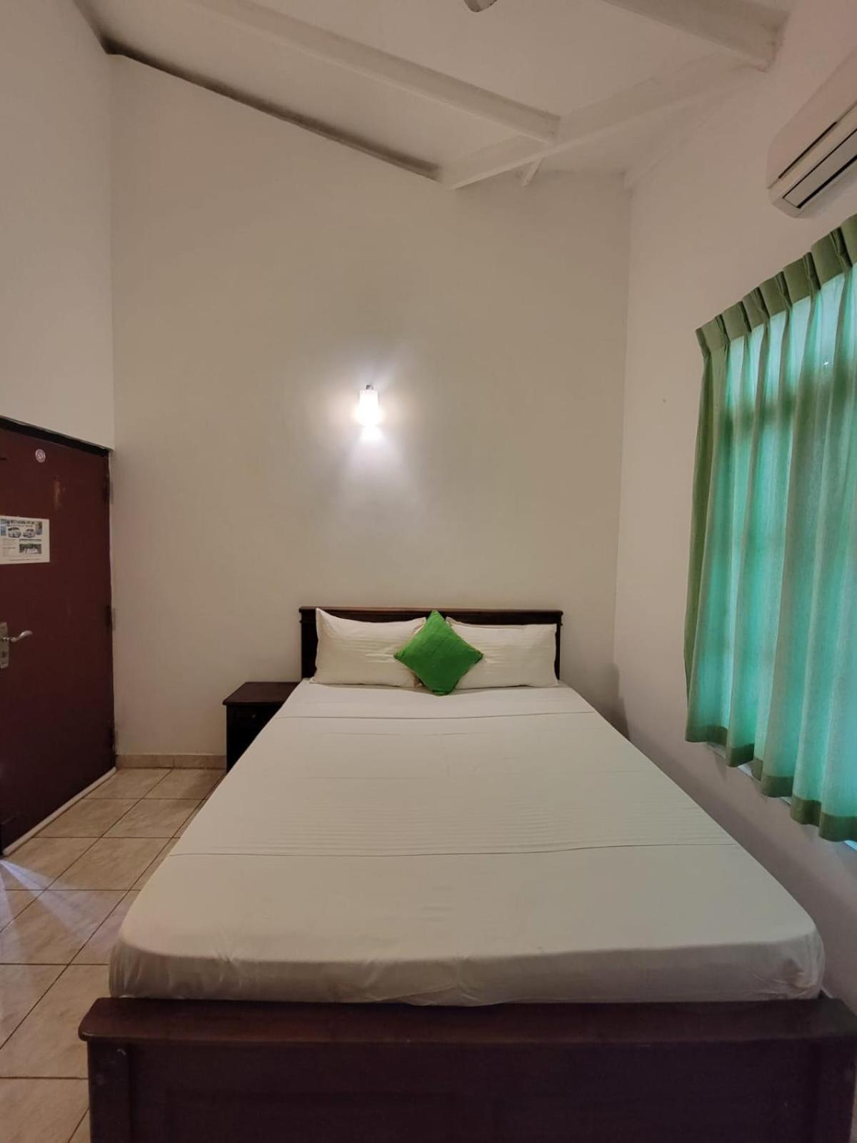 The Empyrean Airport Transit Hotel Katunayaka Ngoại thất bức ảnh